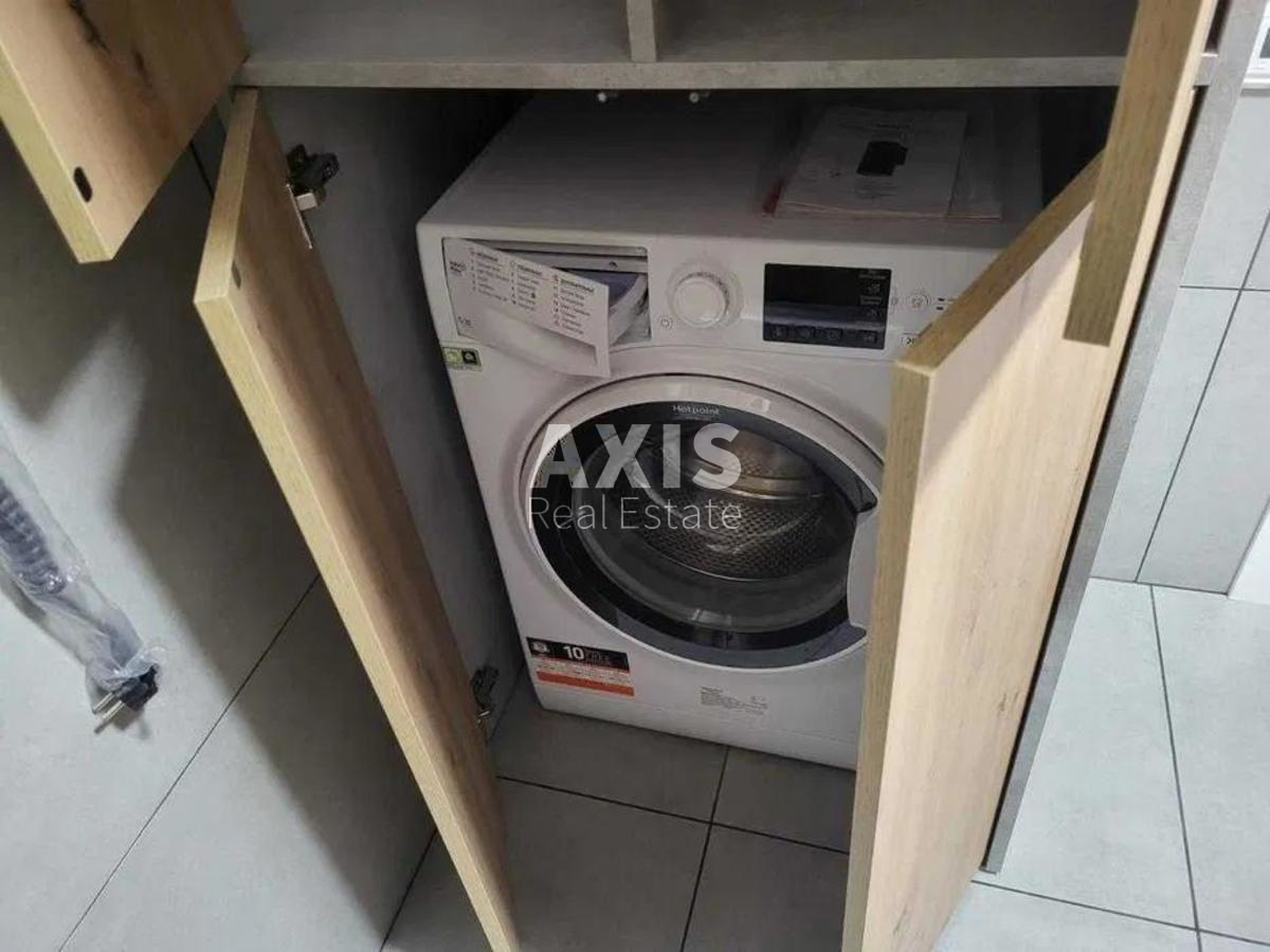 1k apartment vul. Myhajla Maksymovycha 323