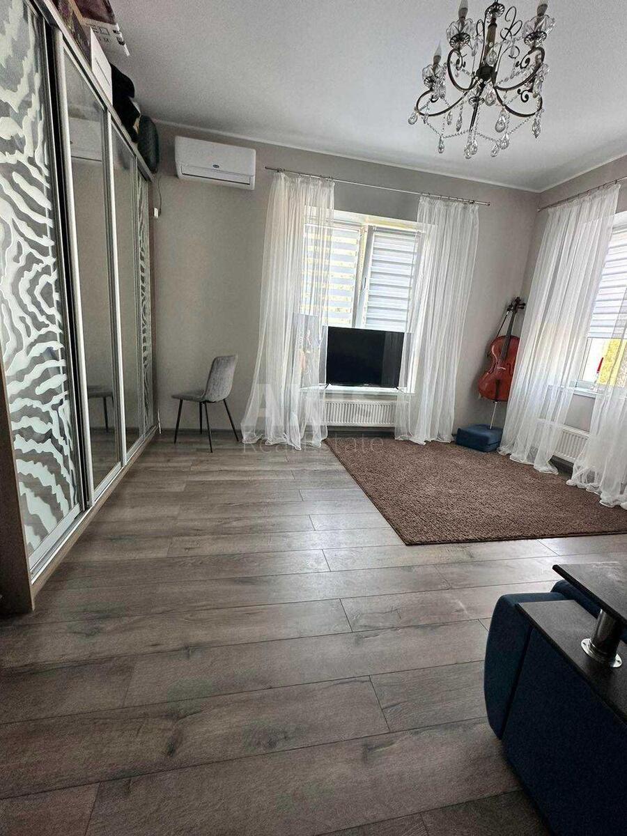 1k apartment vul. Voloshkova 15
