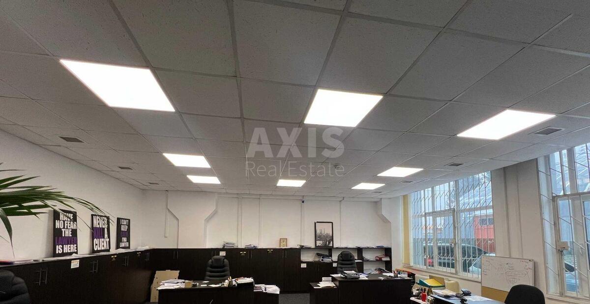 Office vul. Degtjarivs'ka 52, 506m21