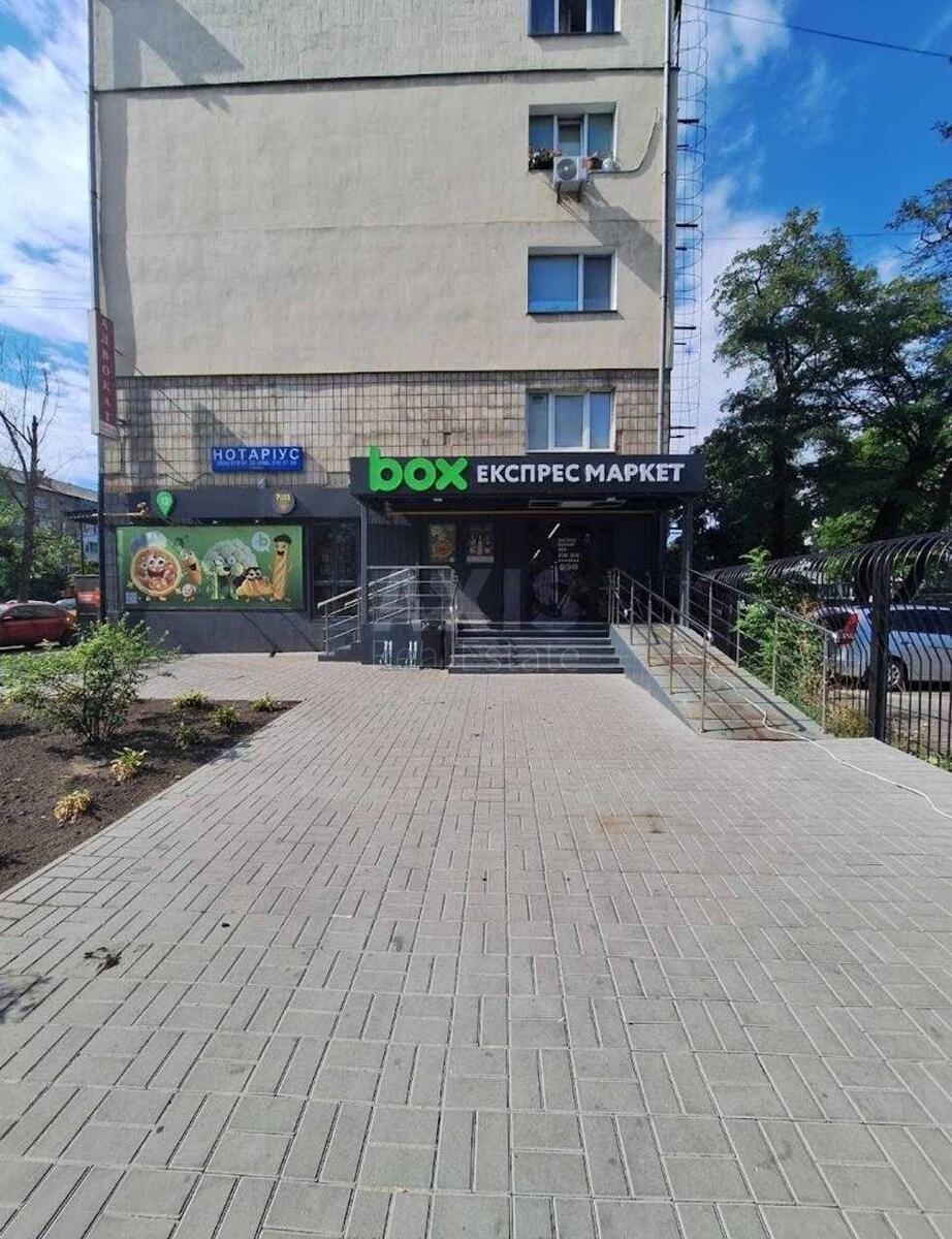 Объект торговли ул. Запорожца Петра 13, 213м21