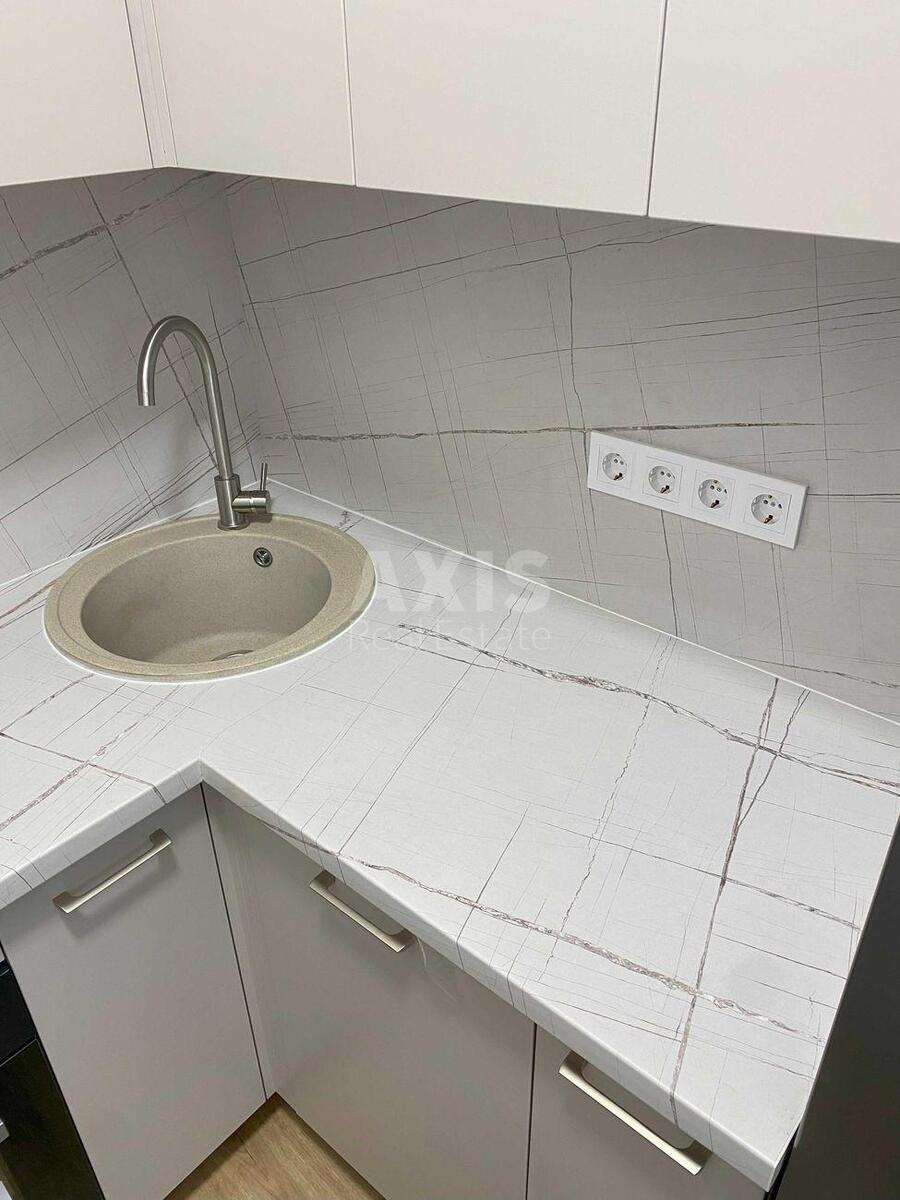 1k apartment vul. Sergija Kolosa 4Б