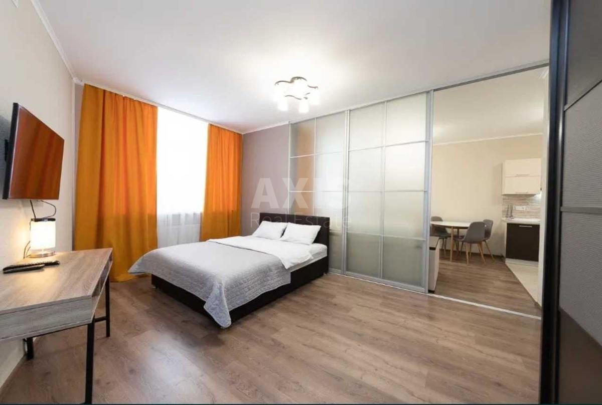 2k apartment vul. Oleny Pchilky 1