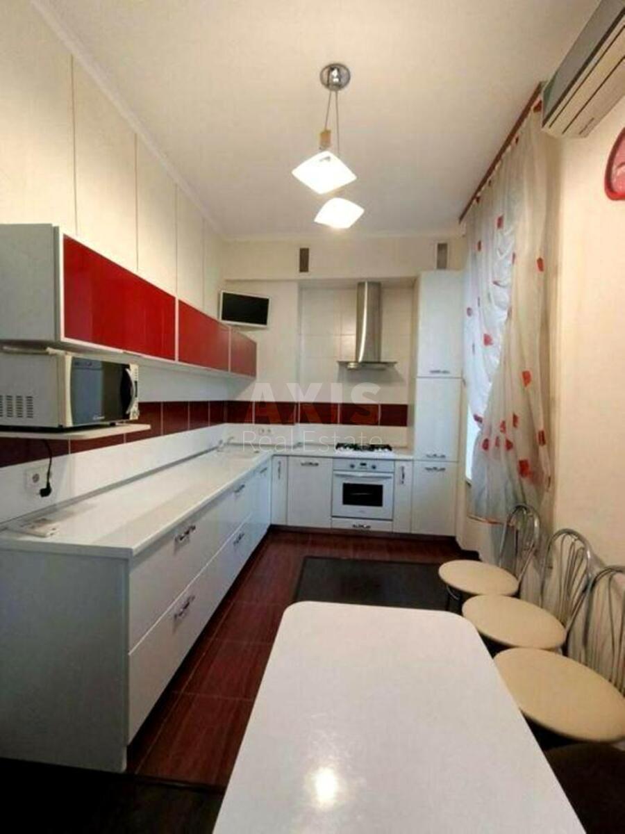 2k apartment vul. Antonovycha 48Б638536