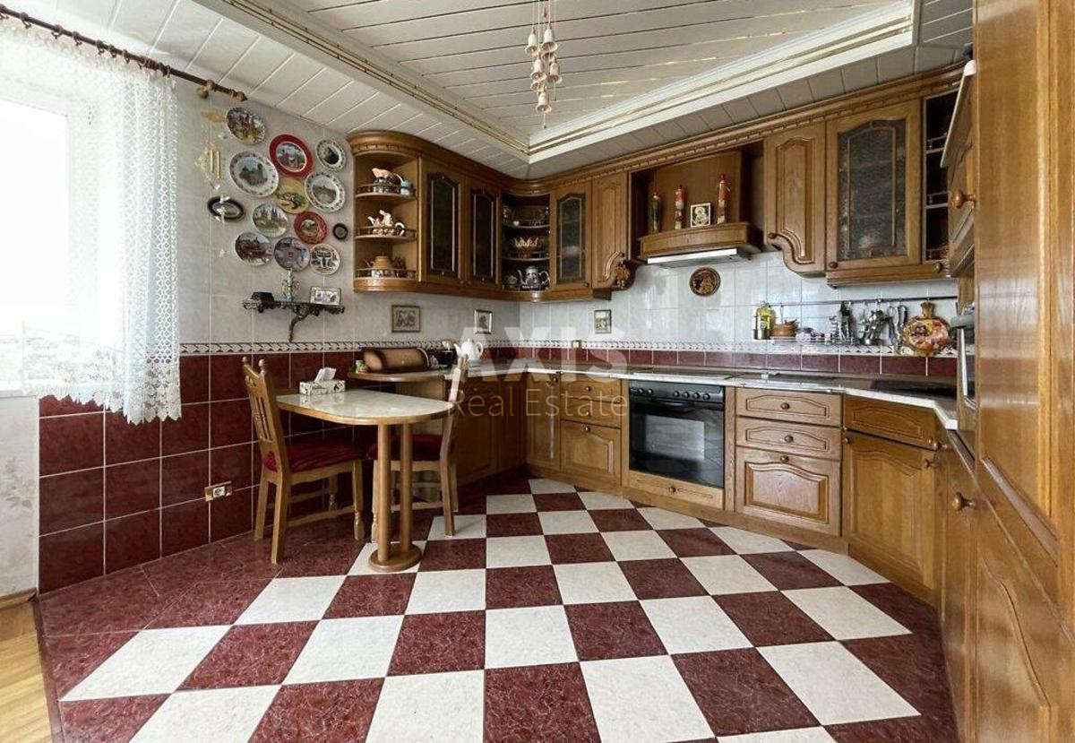 4k apartment pr-t Geroi'v Stalingrada 18А1