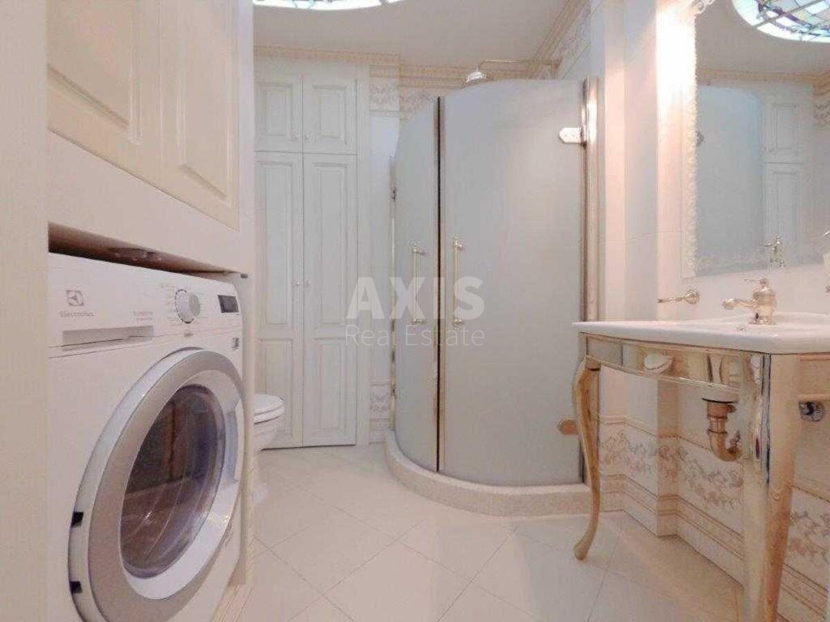 4k apartment vul. Instytuts'ka 189