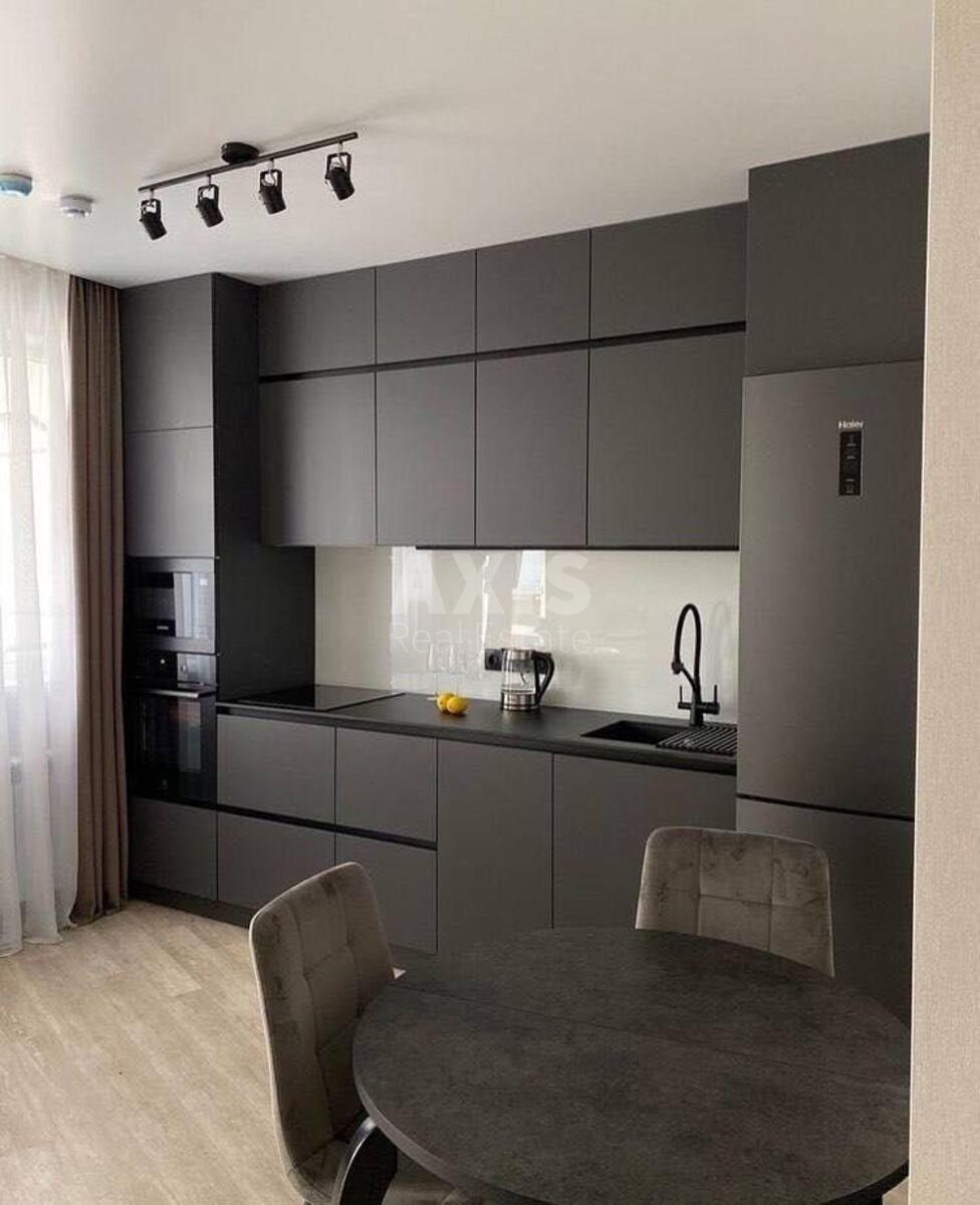 1k apartment vul. Myhajla Maksymovycha 32А