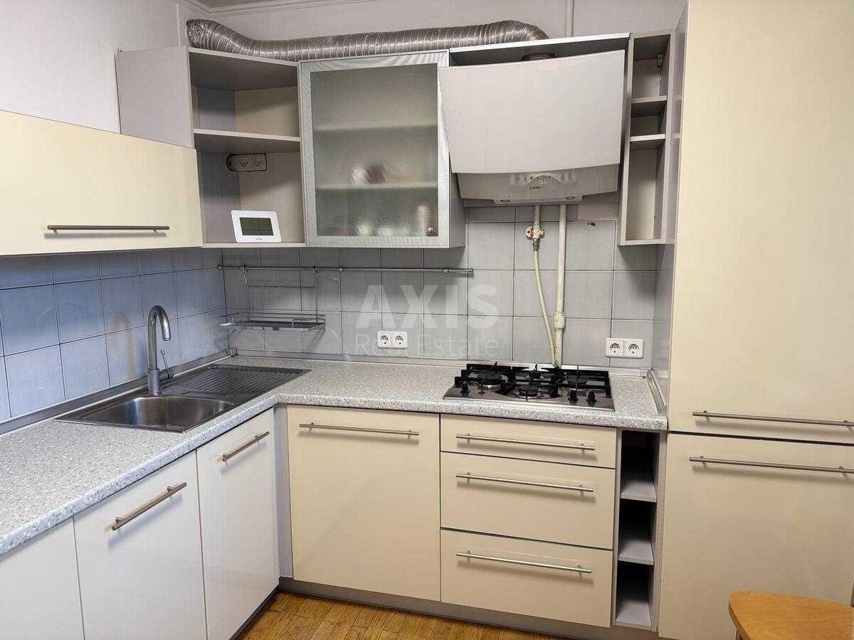 2k apartment vul. Zhmachenka Generala 16