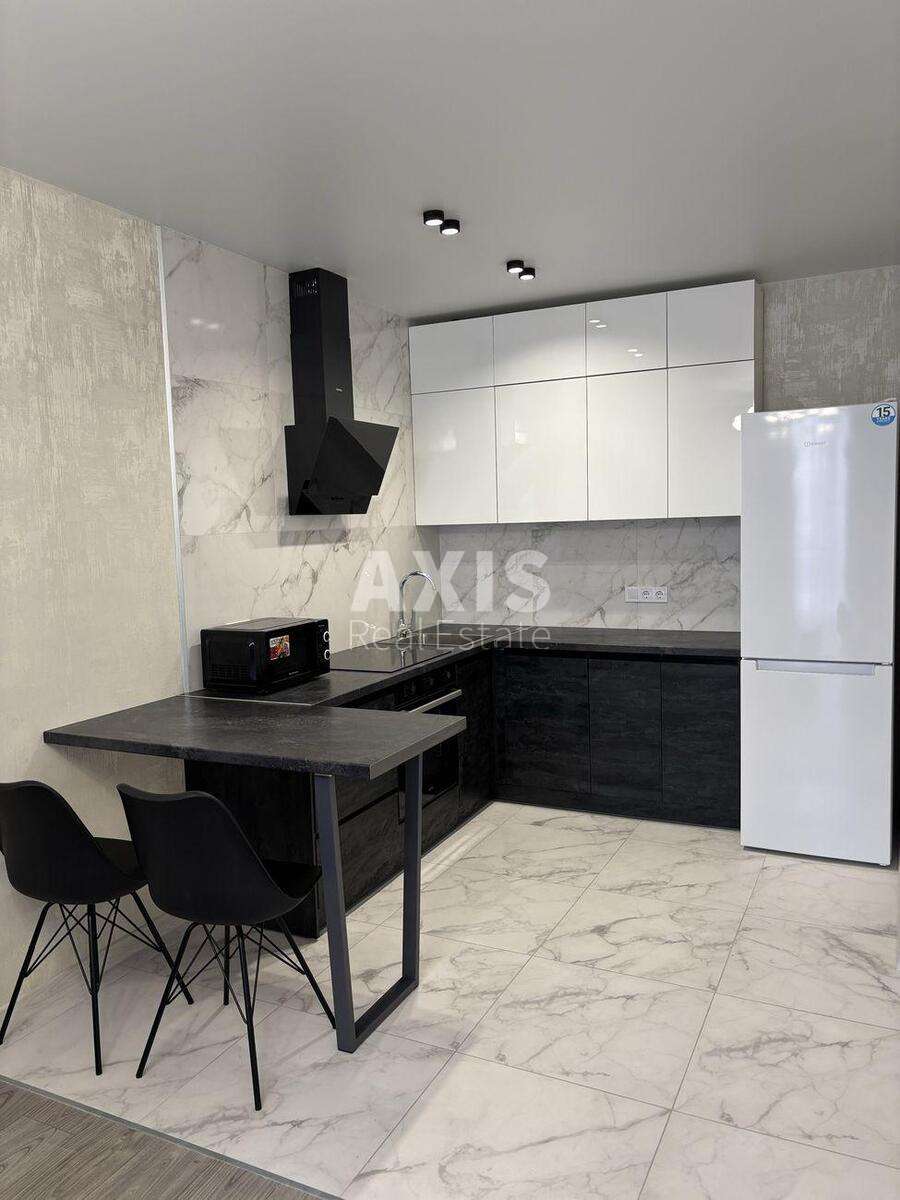 2k apartment nab. Dniprovs'ka 1848661