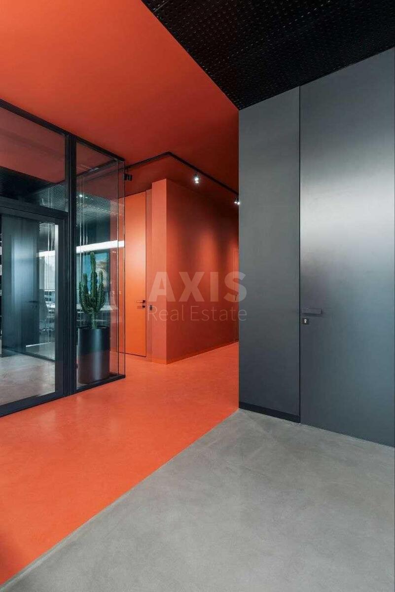 Office nab. Dniprovs'ka 14Б, 245m26071911