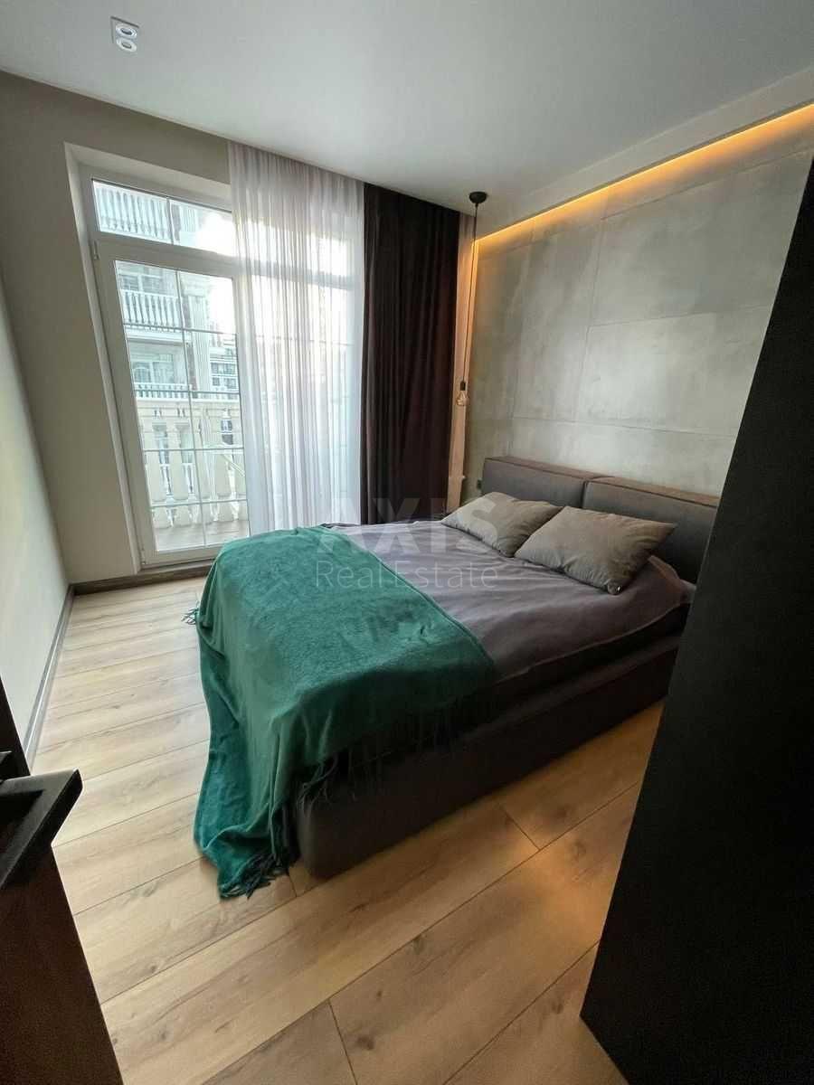 2k apartment vul. Myhajla Maksymovycha 241