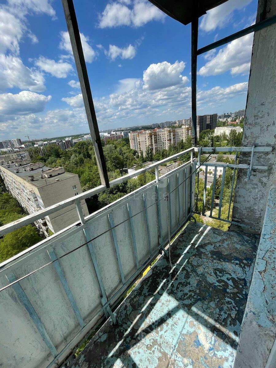 3к квартира пр-т Глушкова Академика 18582408