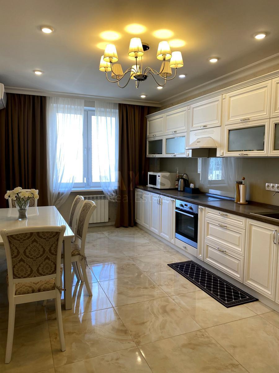 4k apartment vul. Poltavs'ka 13