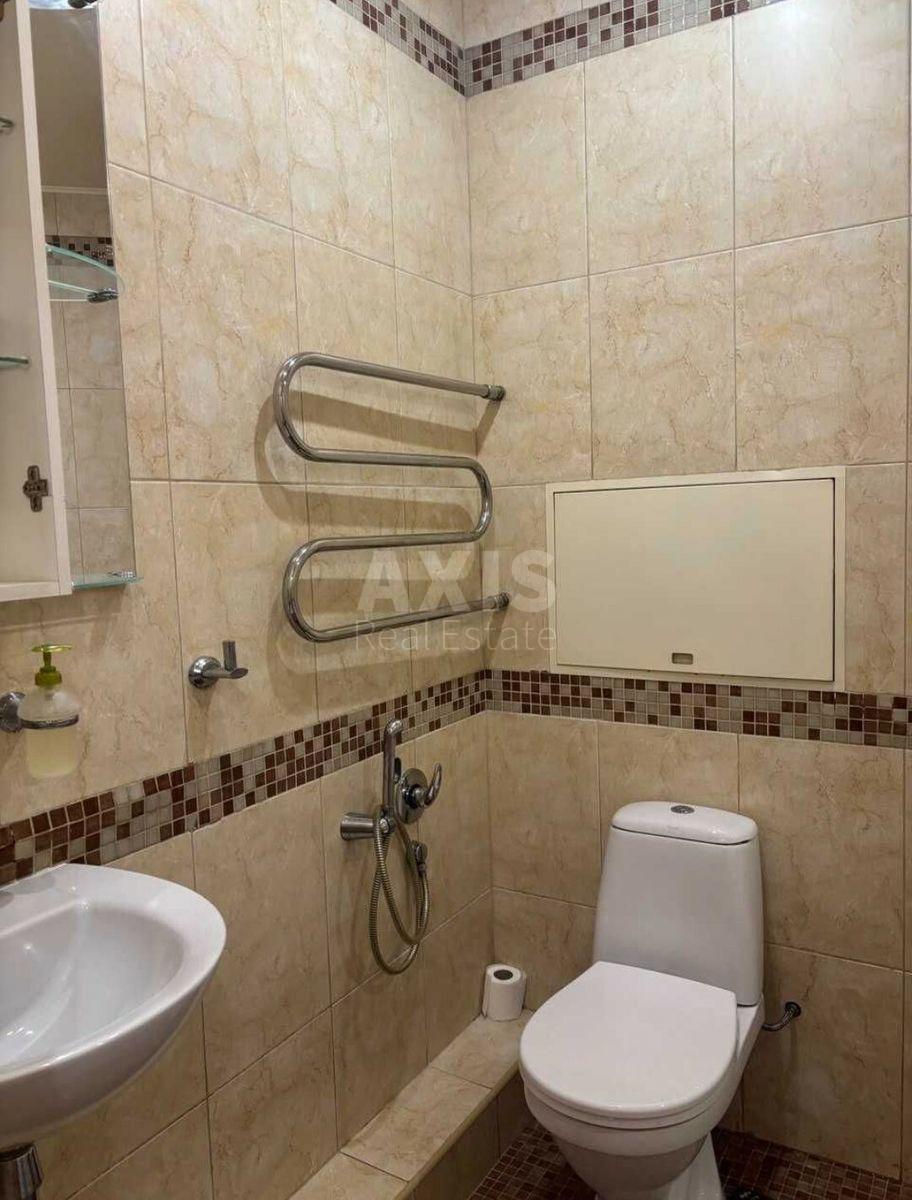1k apartment pr-t Bazhana Mykoly 161