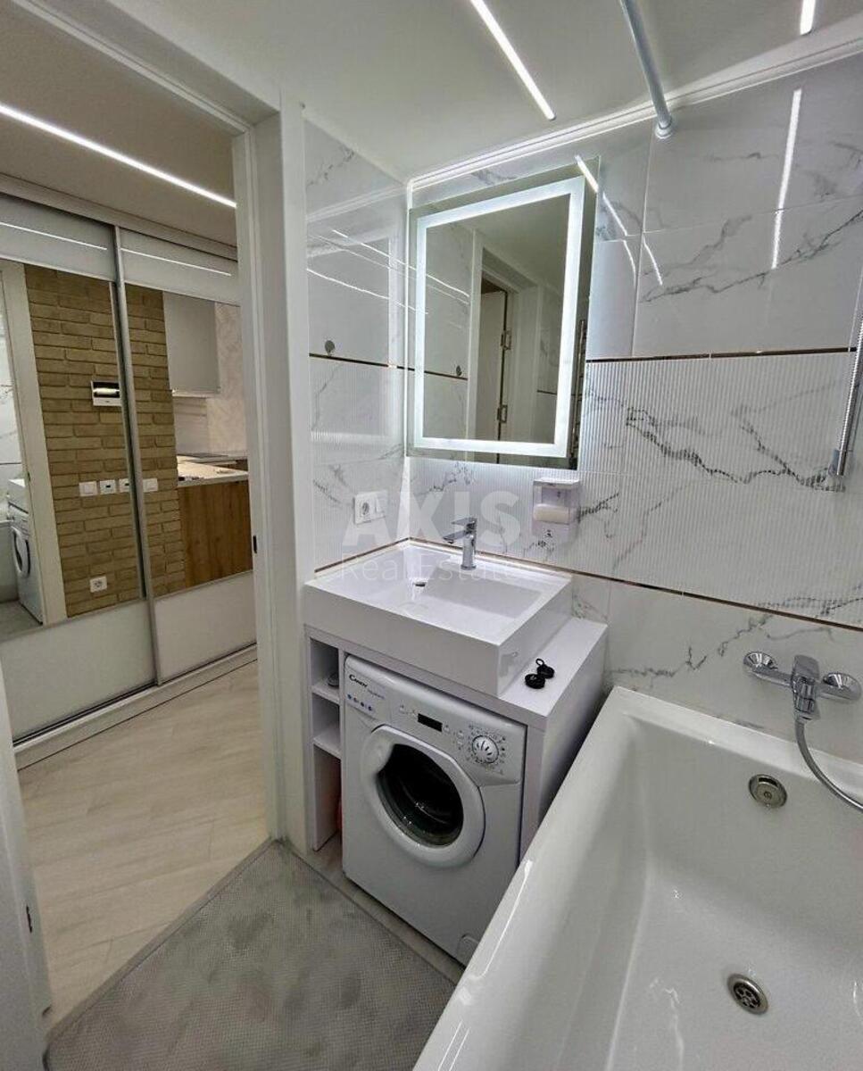 1k apartment vul. Kamianska 127А574367