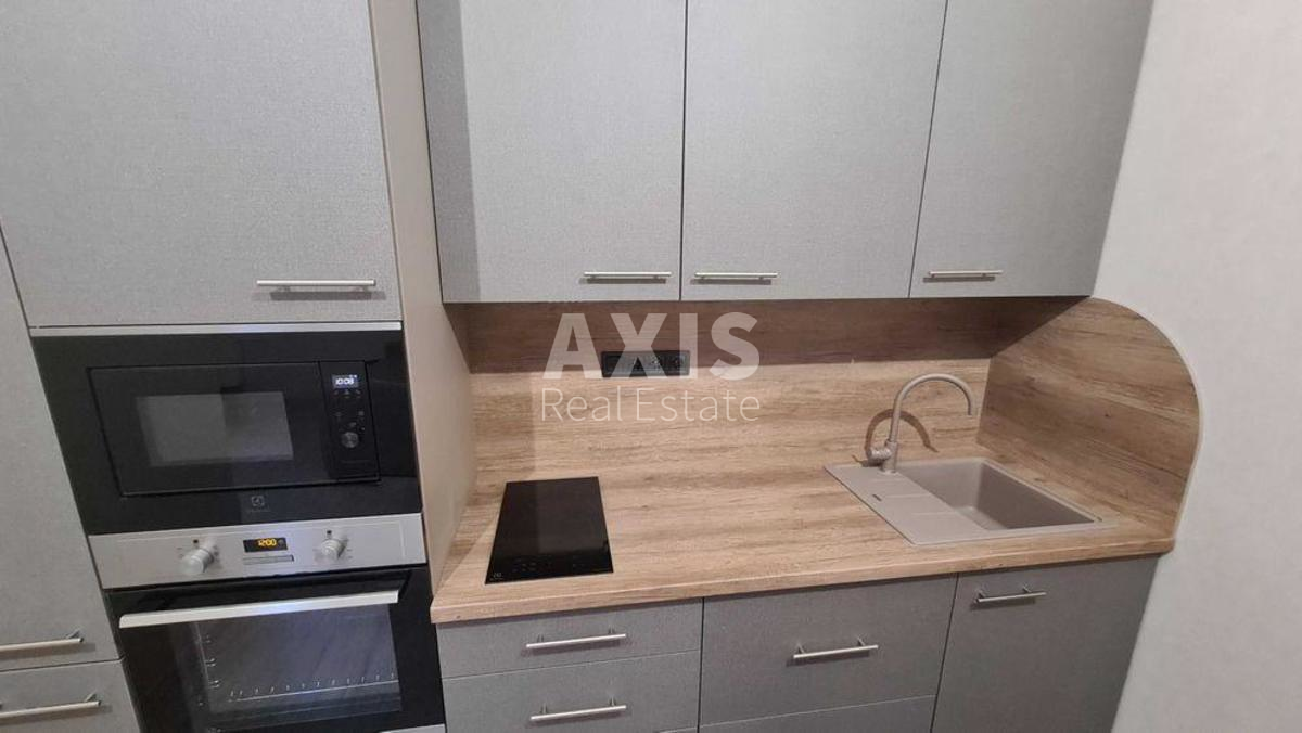 1k apartment vul. Myhajla Maksymovycha 28б3