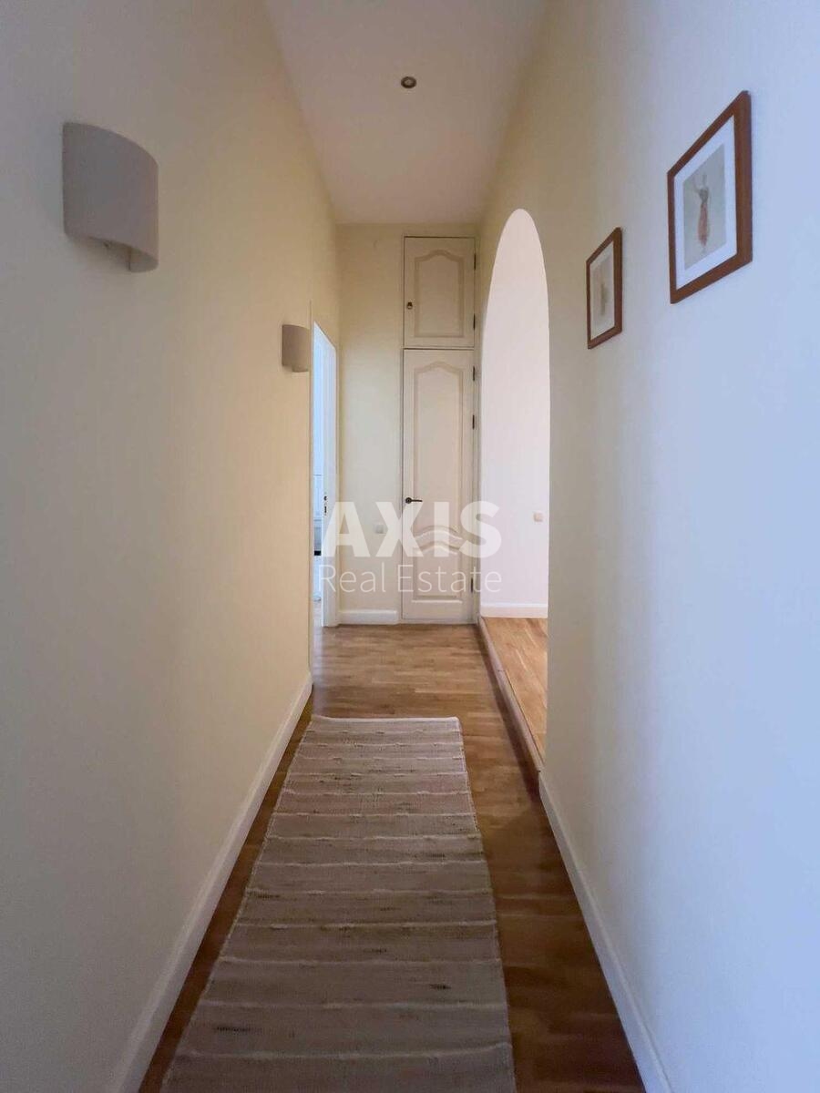 4k apartment vul. Ljuterans'ka 28/195589210