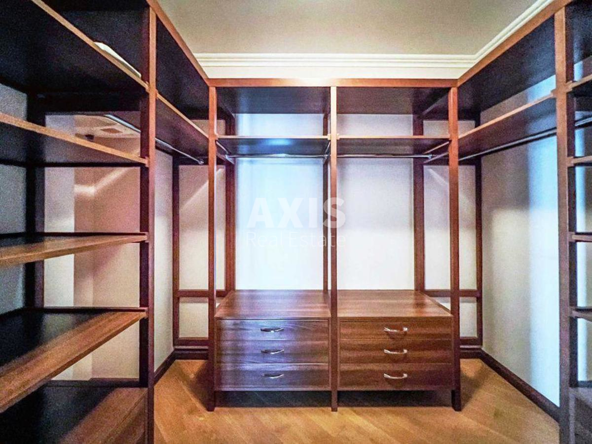 4к квартира ул. Назаровская 23а3