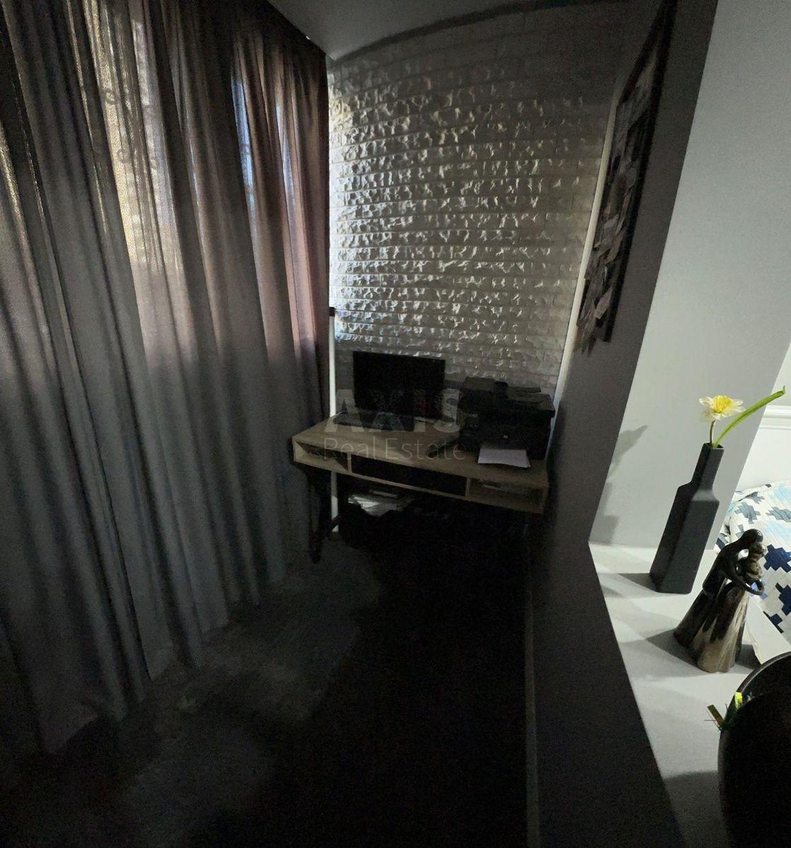 3к квартира ул. Урловская 300