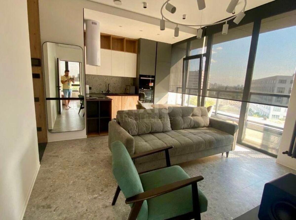 2k apartment vul. Hohlovyh Sim'i' 8