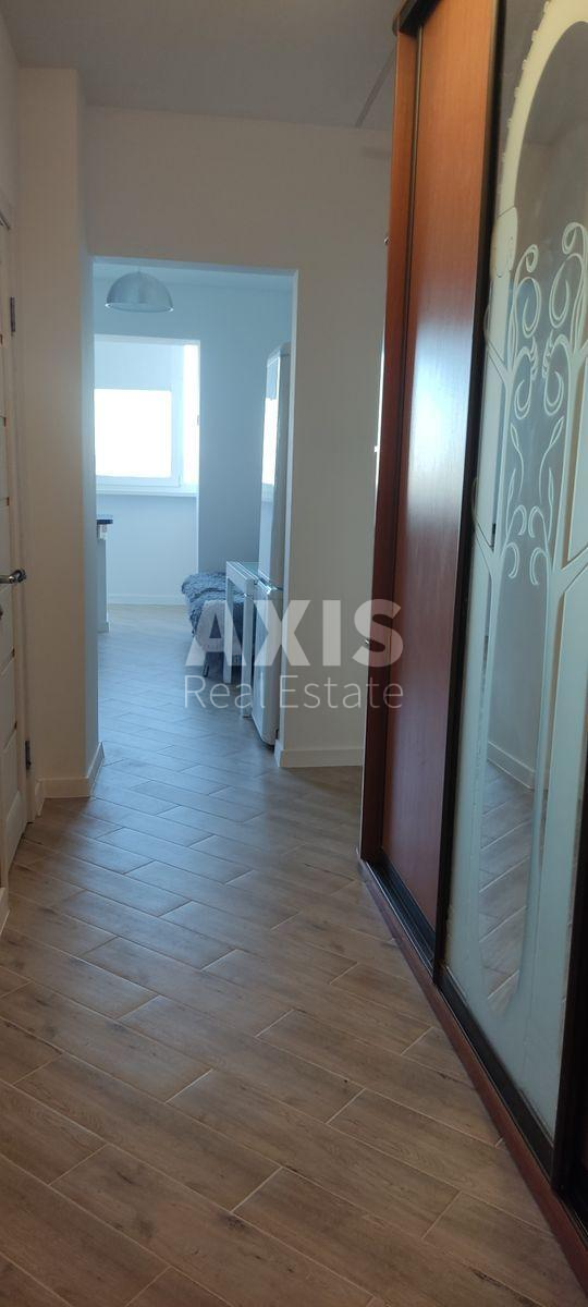 1k apartment vul. Revuc'kogo 424