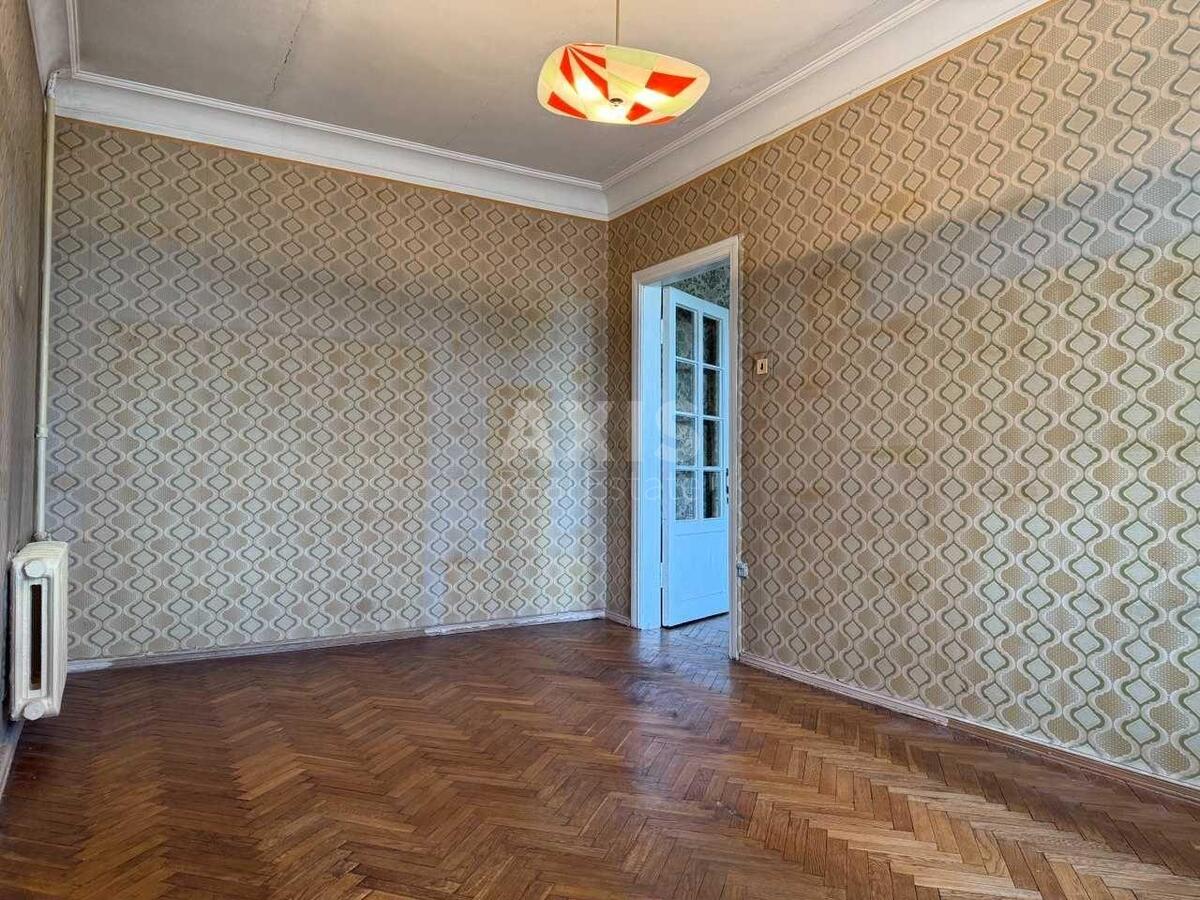 3k apartment vul. Lavrs'ka 64