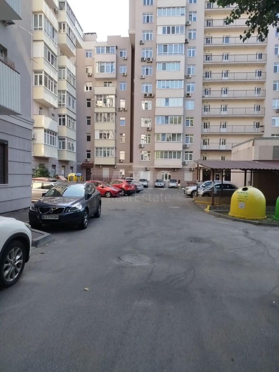 Trade object vul. Garmatna 20, 55m2587126