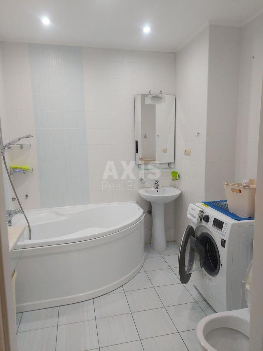 2k apartment vul. Chornovola V'jacheslava 206