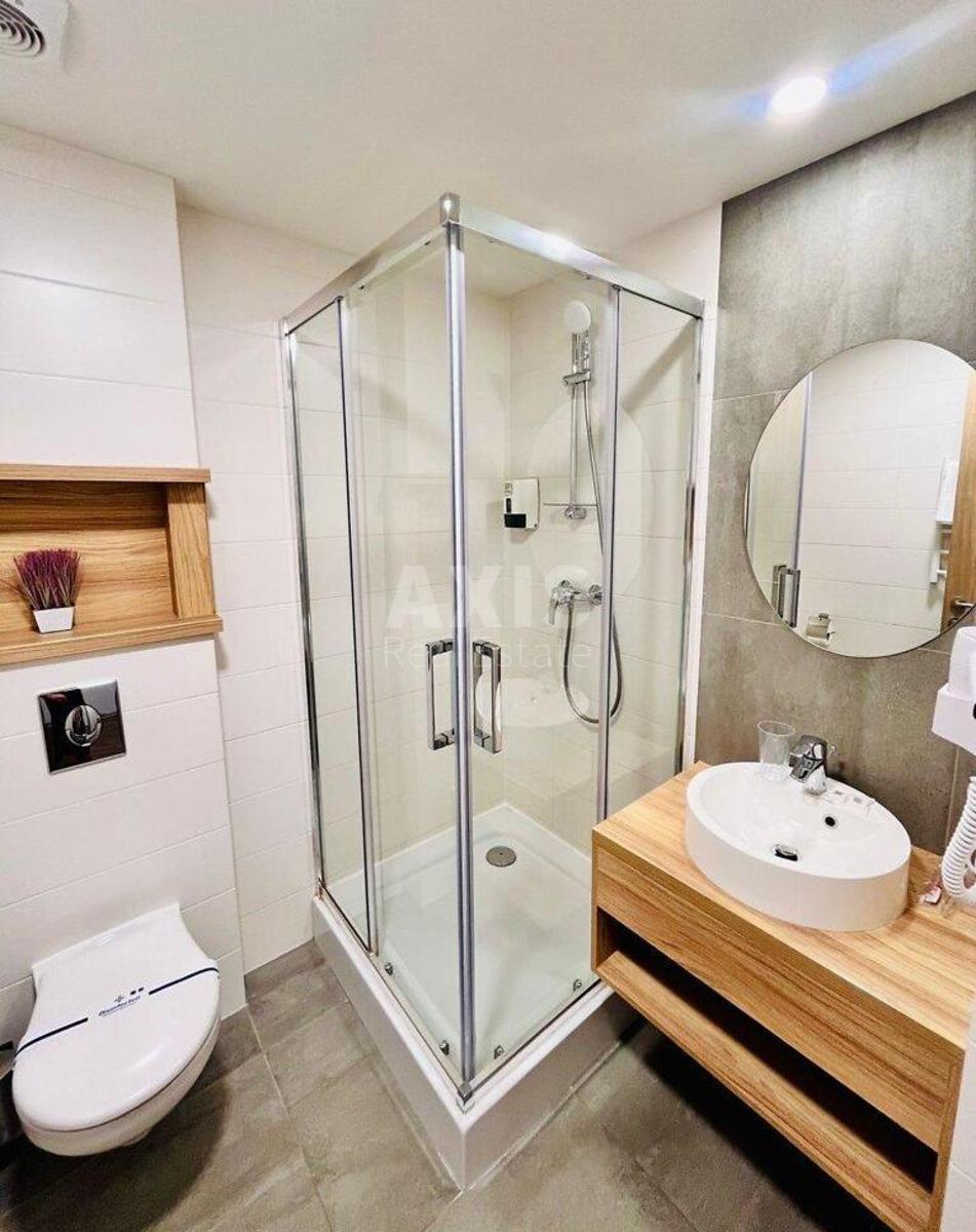 1k apartment vul. Kostjantynivs'ka 71Д2