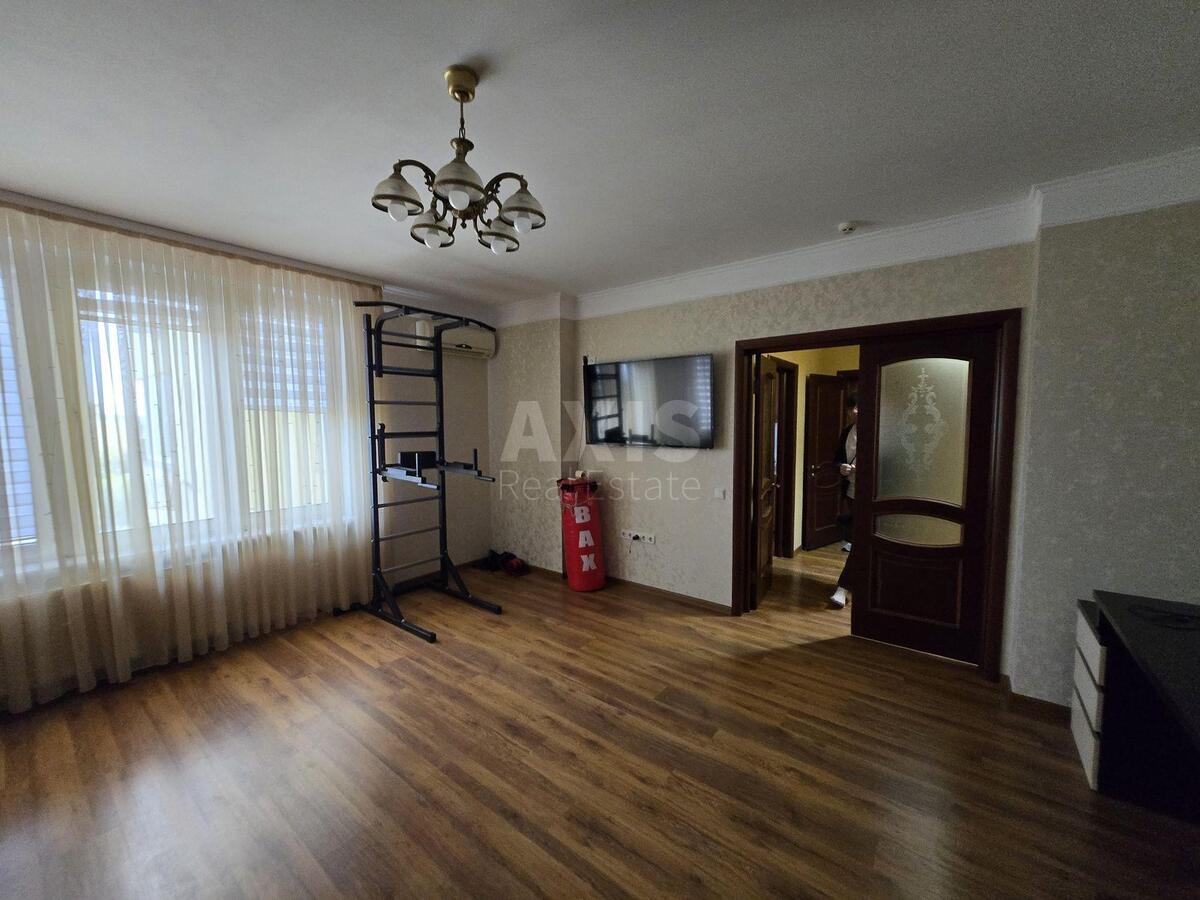 2к квартира пр-т Лобановского 6Д0