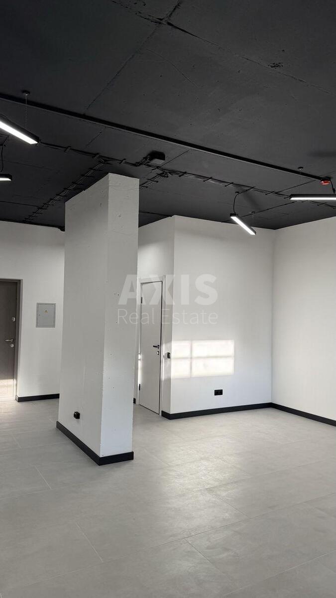 Office vul. Mykil's'ko-Slobids'ka 10, 48m25