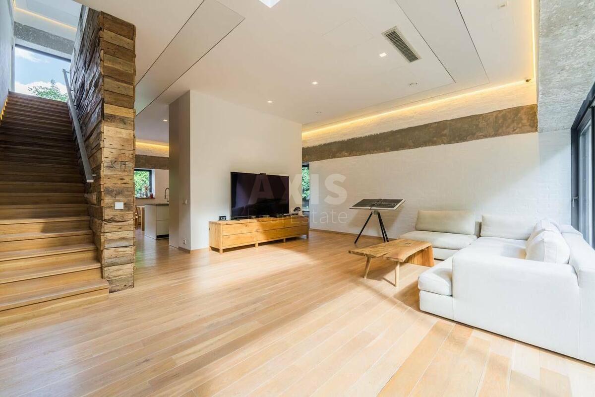 House vul. Nagirna, 320m2, Kyiv city1