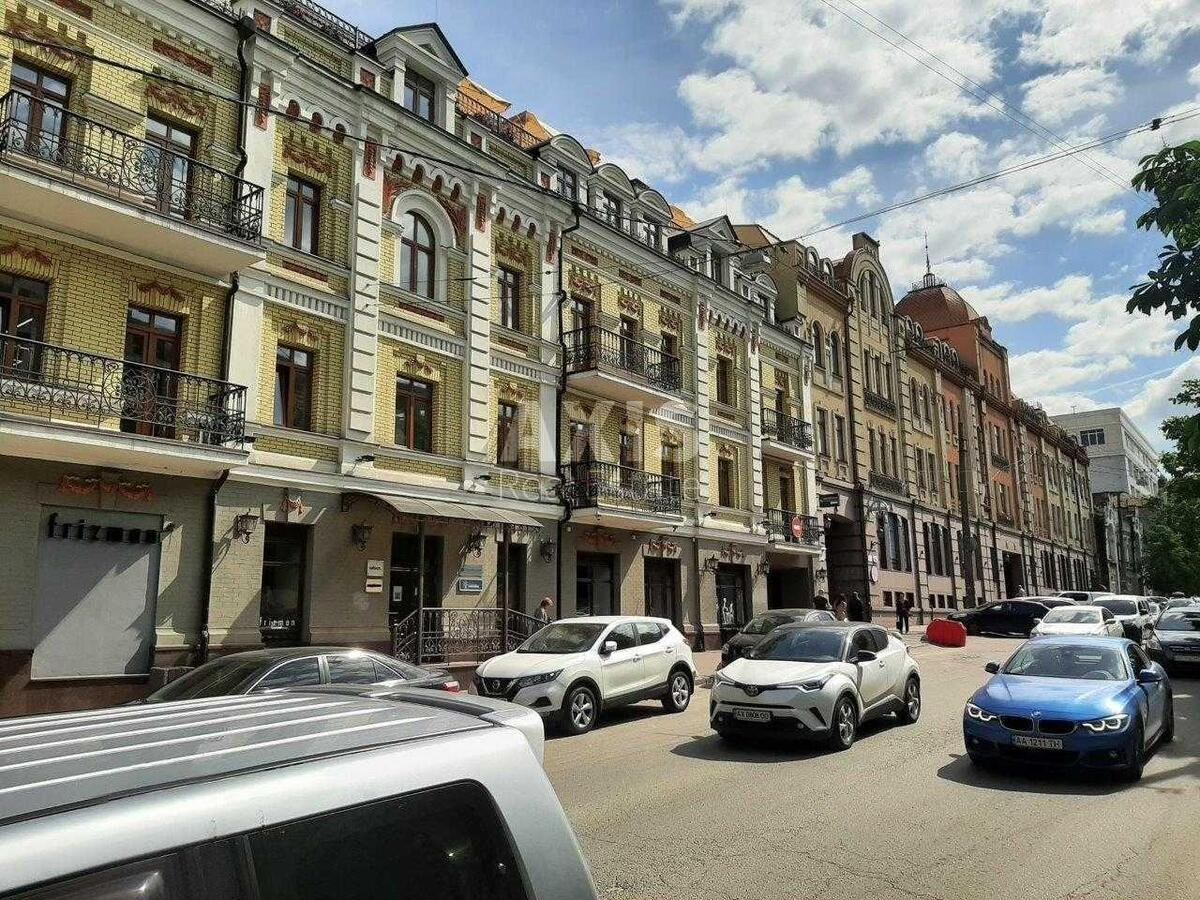 Офис ул. Ярославская 1/3, 380м2