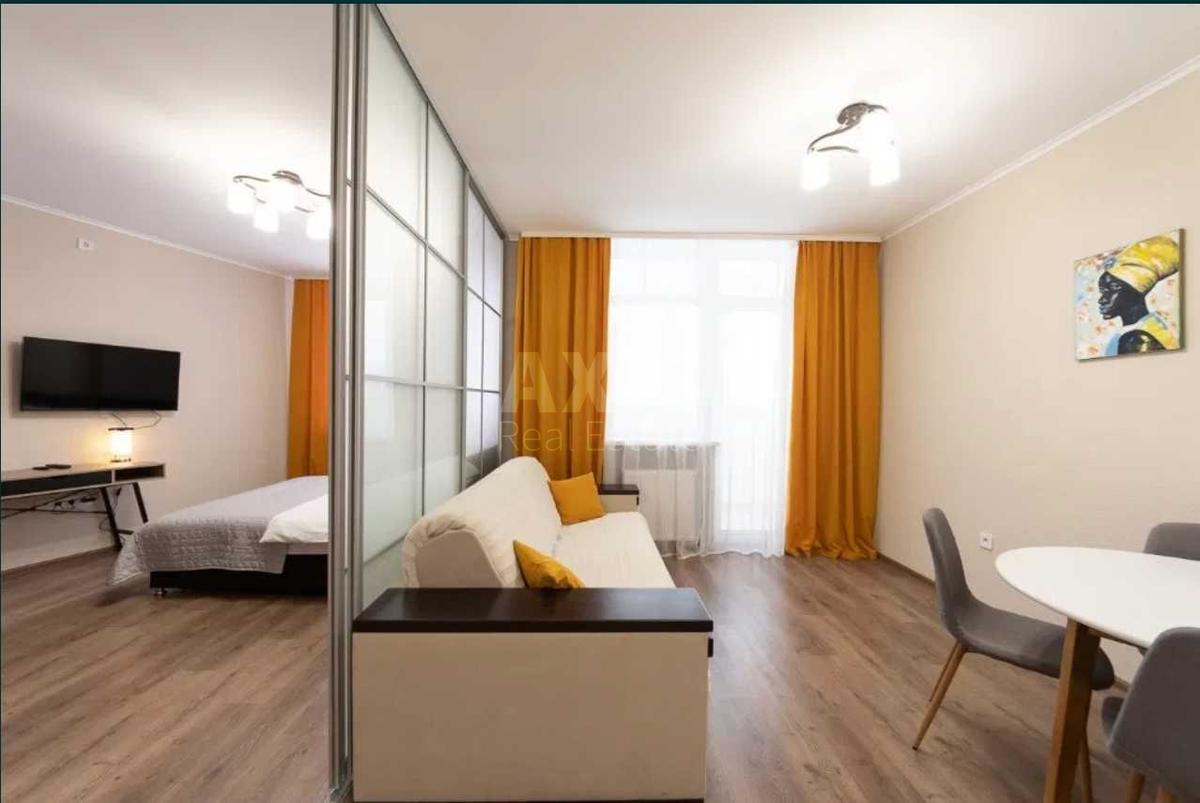 2k apartment vul. Oleny Pchilky 2