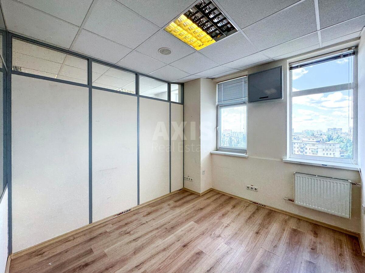 Офіс вул. Героїв Космосу 4, 370м259648