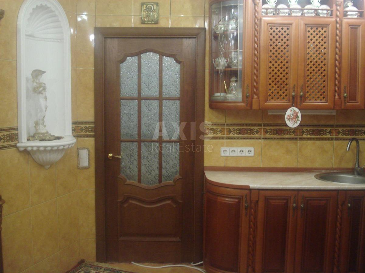 2k apartment vul. Nizhyns'ka 64