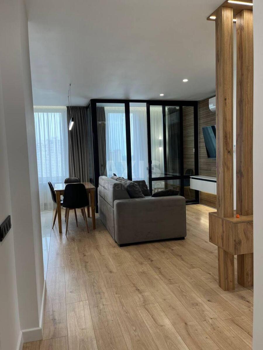 2k apartment nab. Dniprovs'ka 182