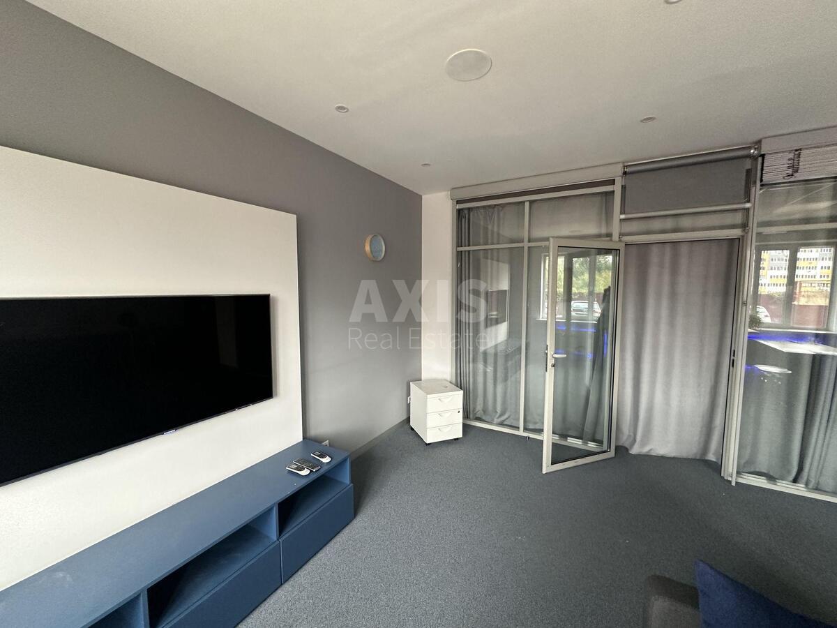 Office vul. Zhabajeva Zhambyla 22, 62m27