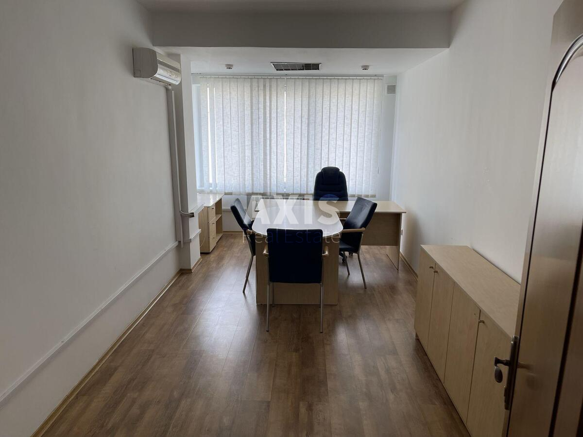 Office vul. Horyva 1А, 117m2546574