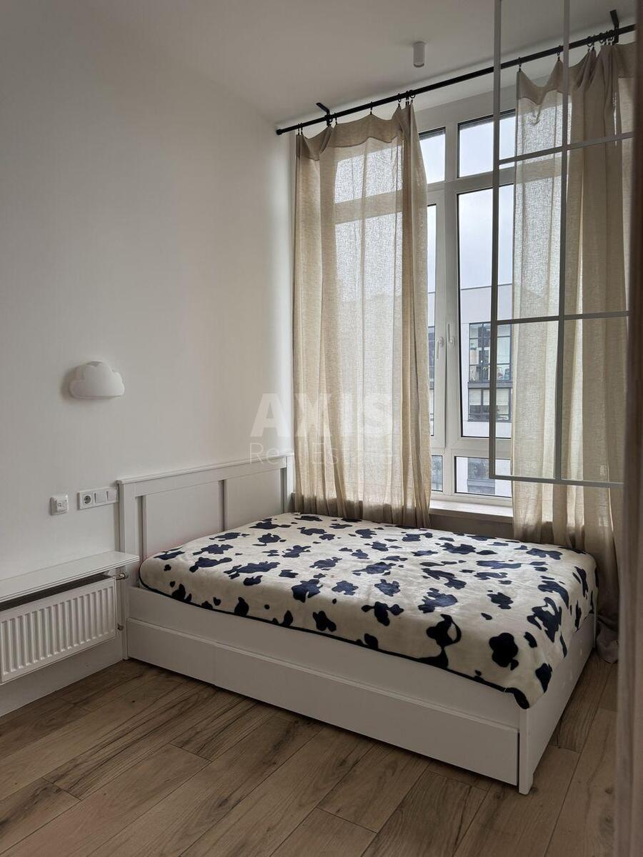 1k apartment vul. Saljutna 2Б605600