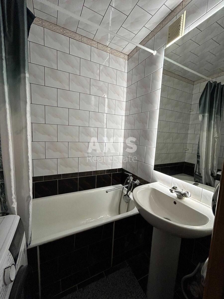 3k apartment vul. Bratstva tarasivtsiv 106066710