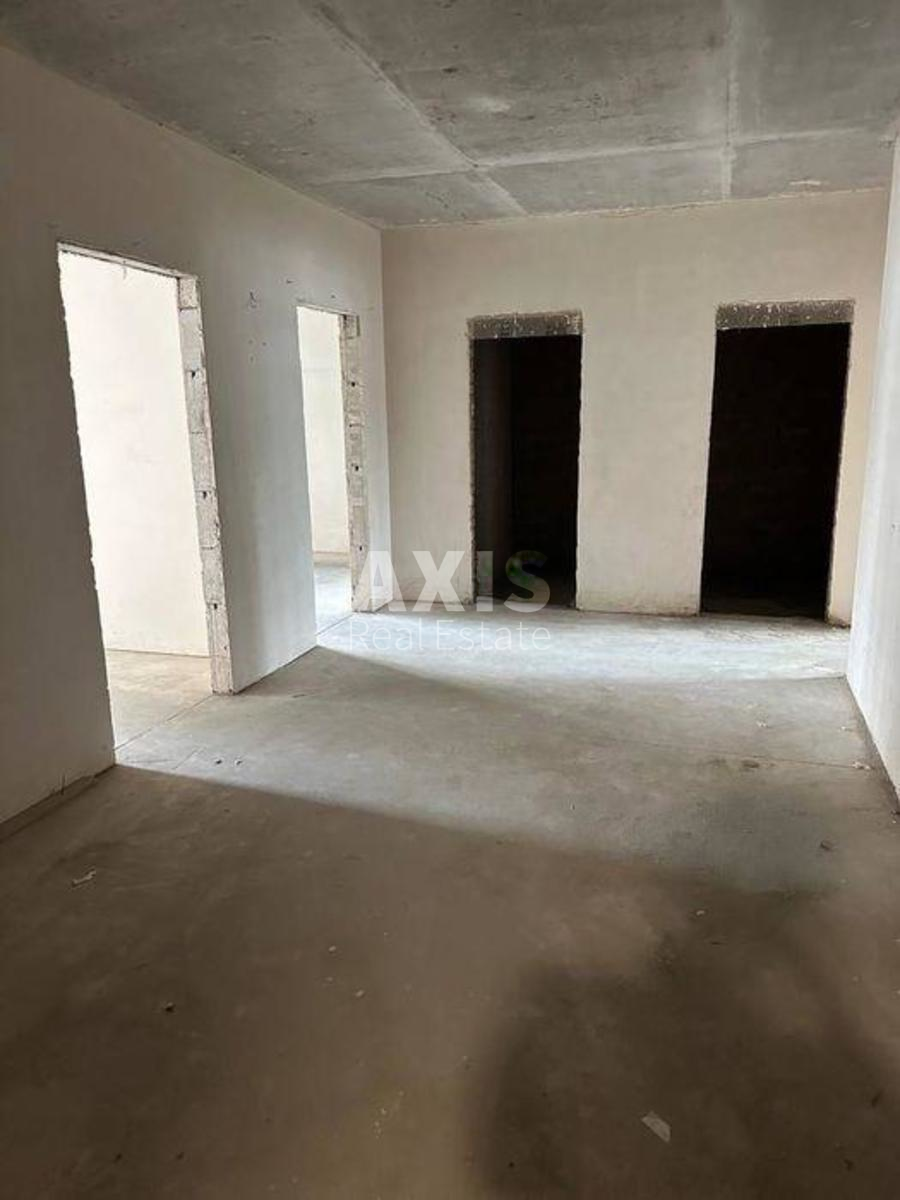 3k apartment vul. Zlatoustivs'ka 271