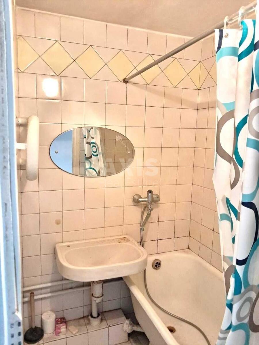 3k apartment pr-t Glushkova Akademika 18582409