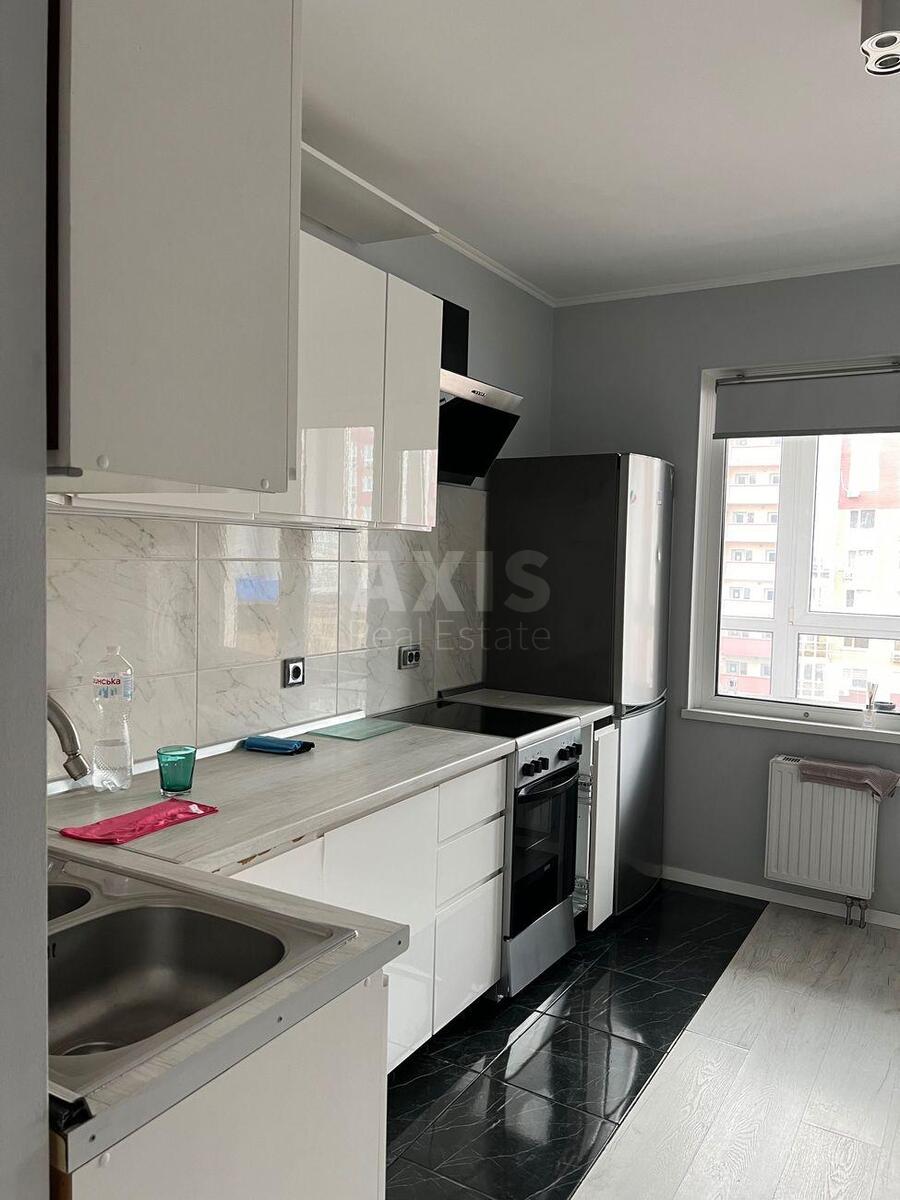 2k apartment nab. Dniprovs'ka 18