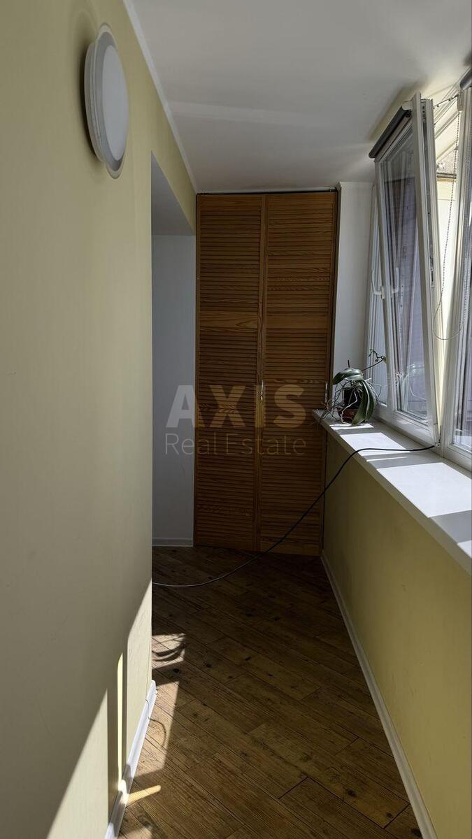 1k apartment vul. Bal'zaka Onore de 658