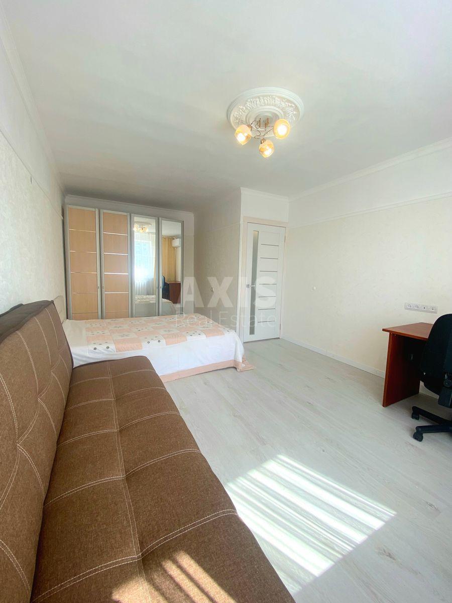 1k apartment vul. Dekabrystiv 5Б5