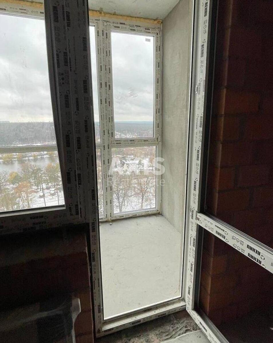 1k apartment vul. Zhyvopysna 38