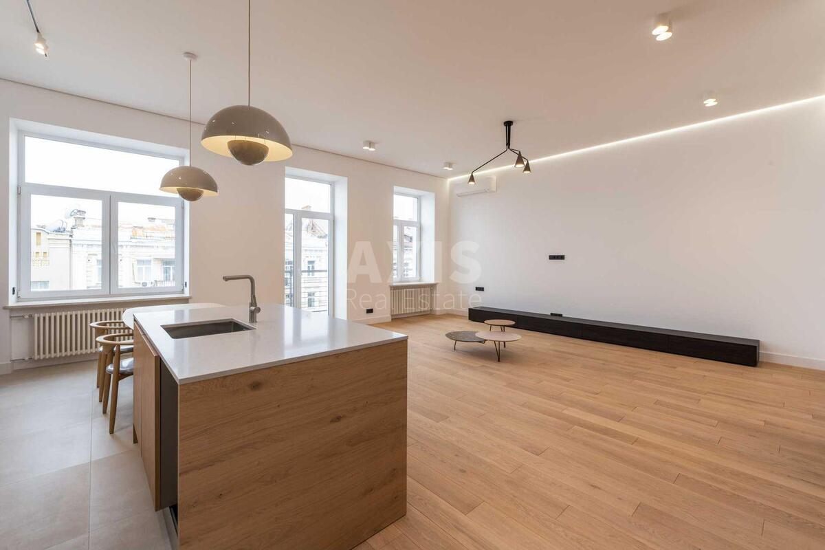 4k apartment vul. Antonovycha 17573262
