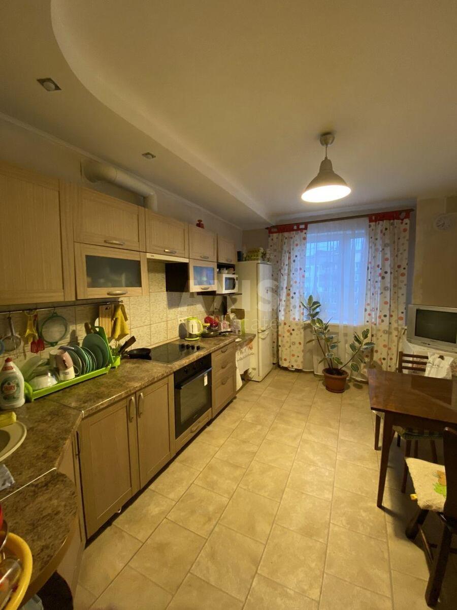 3k apartment pr-t Poryka Vasylja 7А
