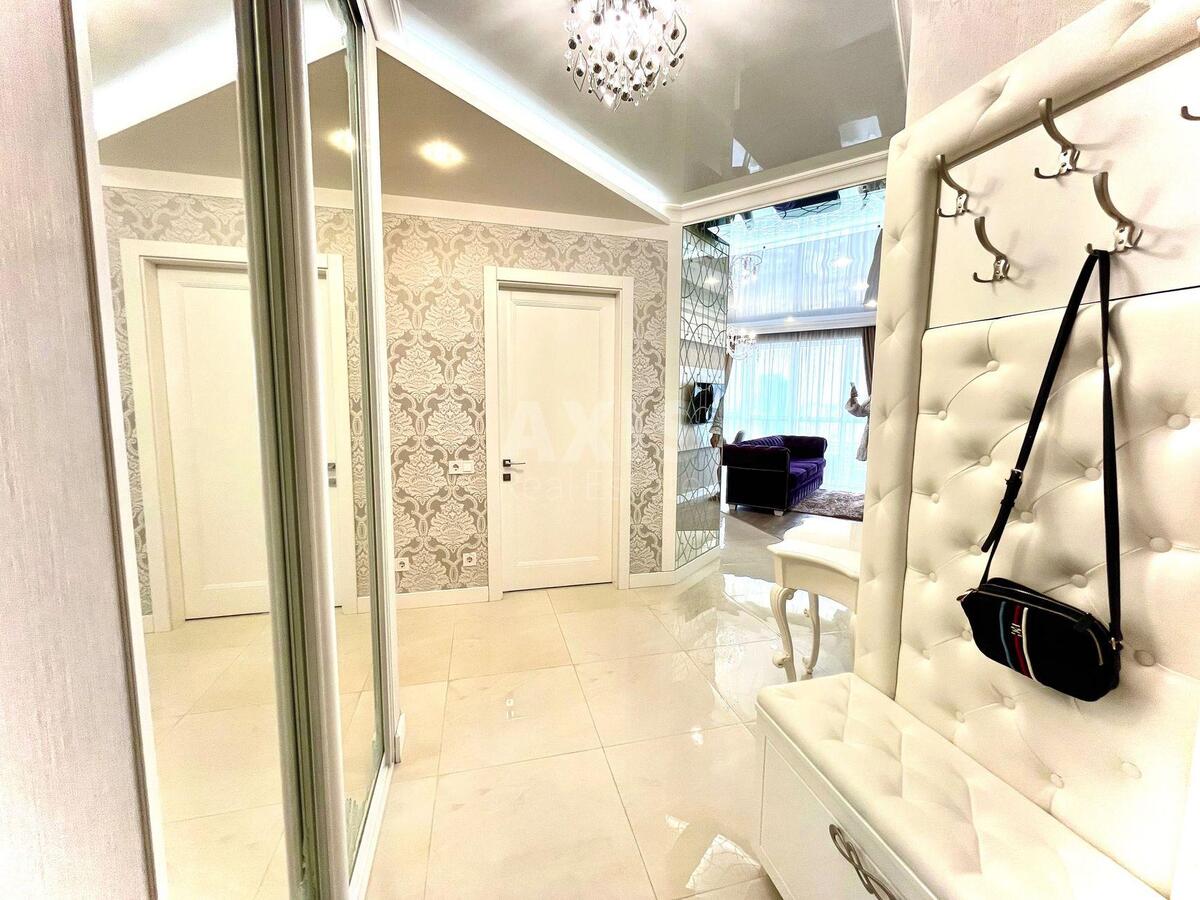 2k apartment vul. Lypkivs'kogo Vasylja Mytropolyta 16Г577628