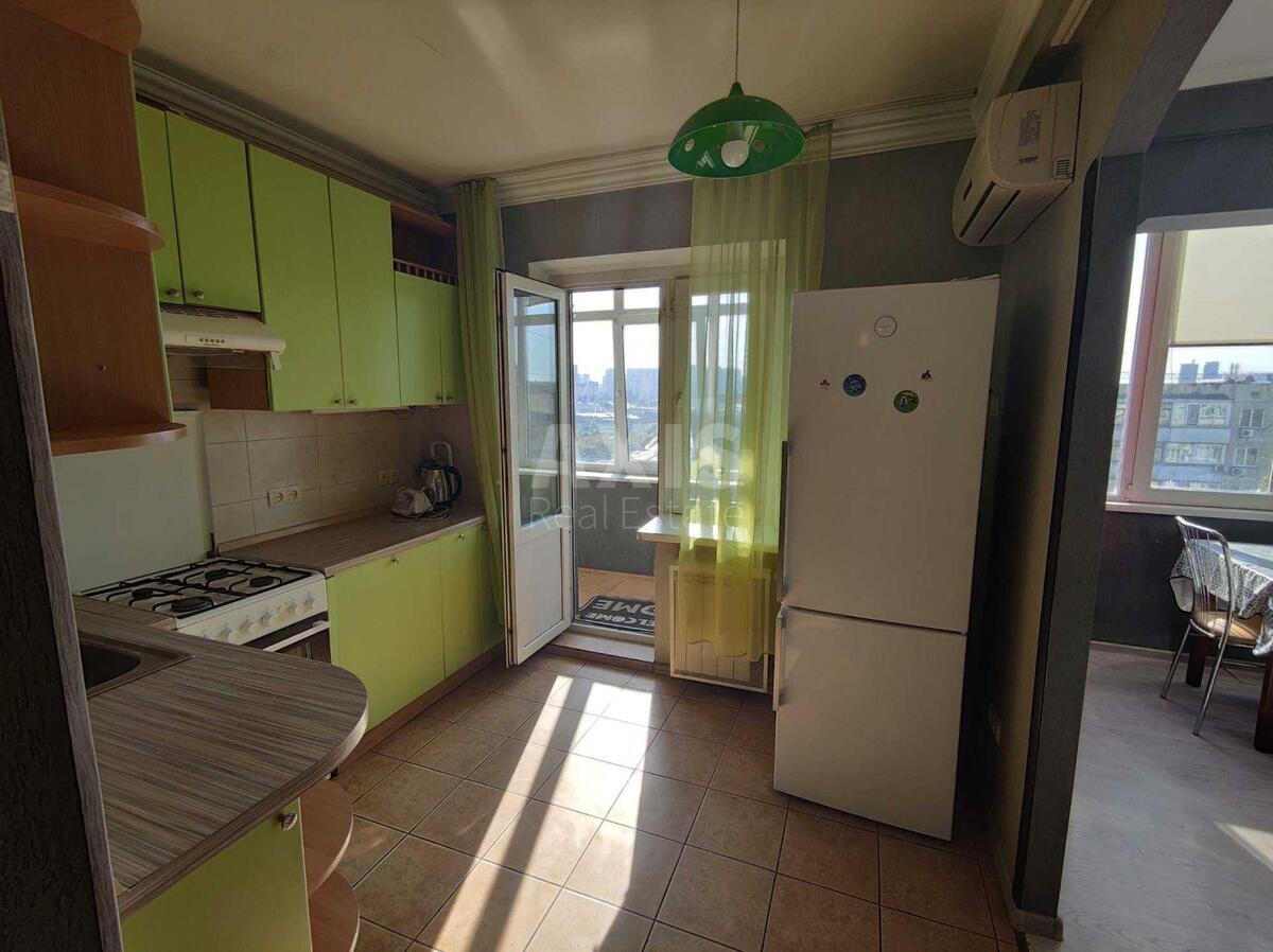 3k apartment vul. Tvers'ka 2